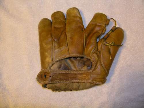 Lloyd Whitey Moore Hutch Back Doug